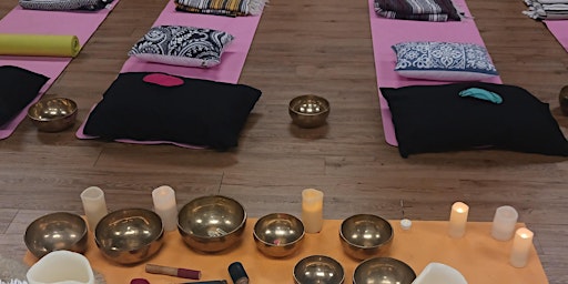 Primaire afbeelding van Zen and Zest Thursdays Sound Healing Bath Meditation in North Miami