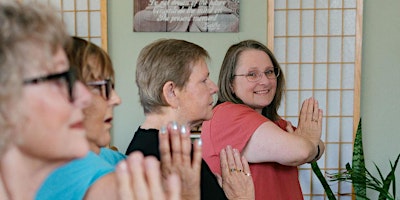 Imagem principal de Chair Yoga for Women @ KMCC