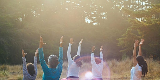 Hauptbild für Back to Nature: An Afternoon of Yoga and Art Therapy