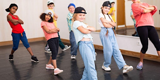 Primaire afbeelding van FREE Bollywood Fusion Dance Class @ Westmead Progress Hall for ages 8 -13y