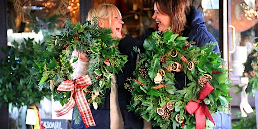 Imagen principal de Holly Wreath 2nd Workshop Saturday 30th November 2024 MORNING