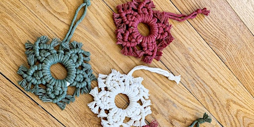 Primaire afbeelding van Macrame Snowflake Ornament Class