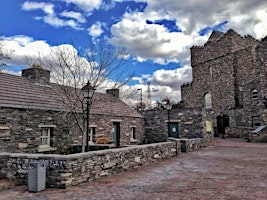 Primaire afbeelding van Guided Tours of the Irish Cultural Center and McClelland Library 2024