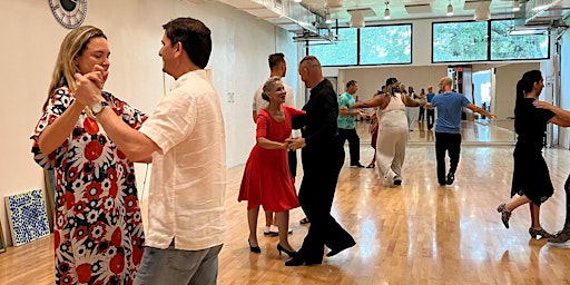 Imagem principal do evento Salsa & Chacha Formation Dance - Experience Required