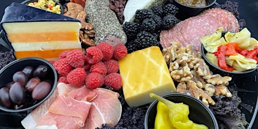 Imagem principal do evento Make Your Own Charcuterie & Cheese Board ... Classic Favorites