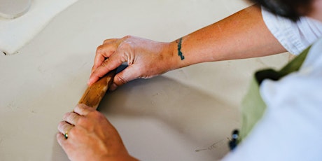 Primaire afbeelding van Rolling a Clay Slab