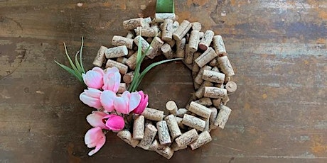 Cork Wreath class at The Vineyard at Hershey