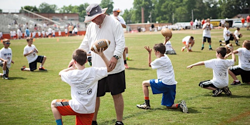Primaire afbeelding van Volunteer Football Clinic - T.V. Foster Youth - Freedom Youth Foundation