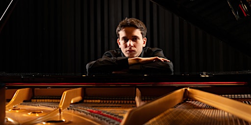 Primaire afbeelding van Solo Piano Recital by Luís Vaz