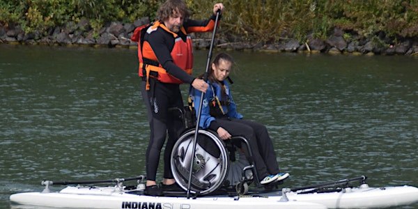 „Inklusives Stand-Up-Paddling – Wassersport mit Menschen mit Behinderung"