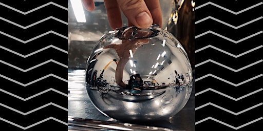 Immagine principale di Mirror Party with James Akers and Kacie Lees