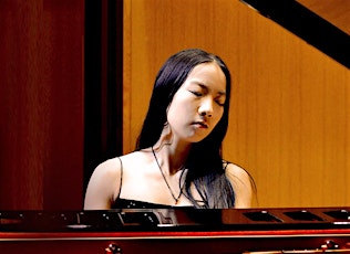 Pianist Lucy Zhang primary image