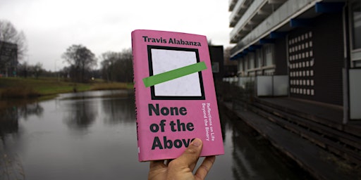 TBAB Book Club: None of the Above (S04E07)  primärbild