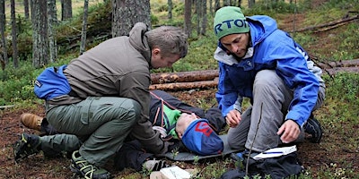 Immagine principale di Wilderness First Aid Instruction at The New Weis Center for Education 