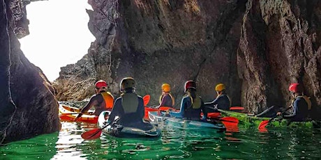 [BLACKROCK] ResLife Trip: Sea Cave Kayaking