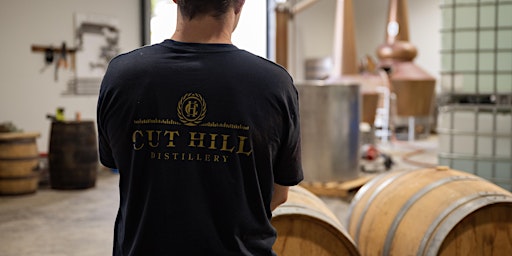 Immagine principale di Cut Hill Distillery & Lost Phoenix Spirits - Distillery Tour 