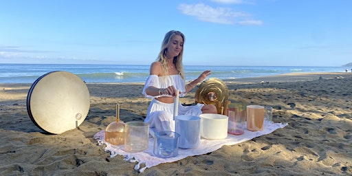 Immagine principale di New Moon Sunset Beach Soundbath & Reiki 