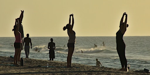 Immagine principale di Yoga, Reiki on Palm Jumeirah Beach - JOIN WHATSAPP GROUP FOR UPDATES 