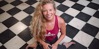 Imagen principal de Yoga Anatomy Immersion with Anna Schmidt-Oehm