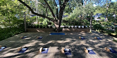 Imagen principal de Toronto Island Yoga Retreat