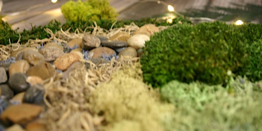 Primaire afbeelding van A Rive Runs Through Moss Art- Tett Center