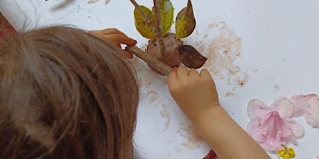 School holiday crafts at Smithills Hall