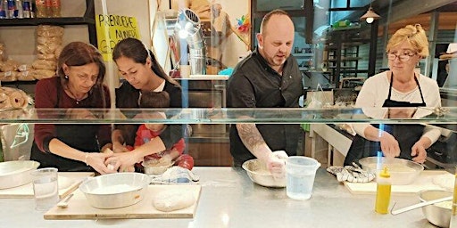 Immagine principale di Spanish Steps Rome Pizza Making Class with Wine & Limoncello 