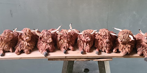 Primaire afbeelding van Highland Cow Ceramic Sculpting Workshop