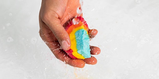 Hauptbild für Planes Creativos en Madrid: Crea tu propia burbuja de baño Rainbow