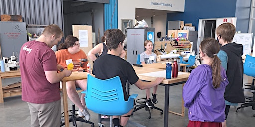 Primaire afbeelding van Summer Fab Lab Boot CAMP kids, laser, 3D printing, sewing vinyl cutting