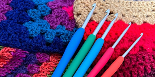 Hauptbild für Cosy crochet for beginners or improvers