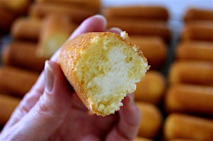 Immagine principale di UBS VIRTUAL Cooking Class: Homemade Twinkies 