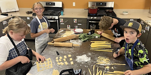 Primaire afbeelding van Kids Cooking and Baking Camp -  Ages 8-14