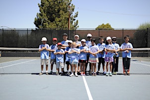 Imagem principal de Tennis Adventures Await: Keep Your Child Engaged All Summer Long!