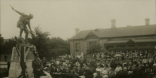 History Fest:Discover the Burnside District Fallen Soldiers' Memorial  primärbild