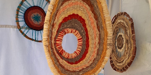 Imagem principal de Weaving with Natural Materials Workshop