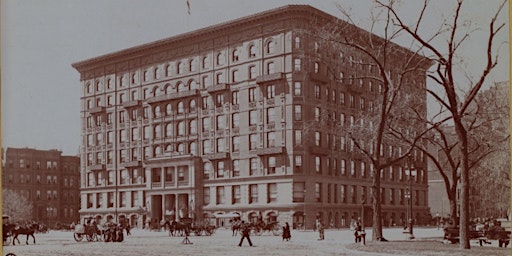 Hauptbild für Grand & Standing: Iconic 19th-Century Hotels