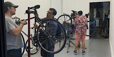 Imagen principal de Indoor Bike Repair Class