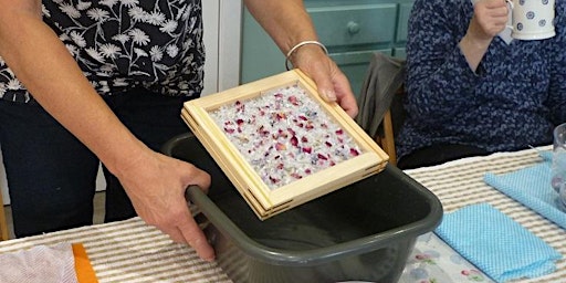 Hauptbild für Gweithdy Gwneud Papur Creadigol / Creative Papermaking workshop