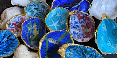 Imagen principal de ArtSea Create & Sip  -  Oyster Shell Decoupage at New Moon Cafe