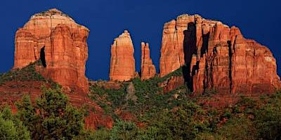 Hauptbild für Sedona Full Moon Yoga...Outdoors!