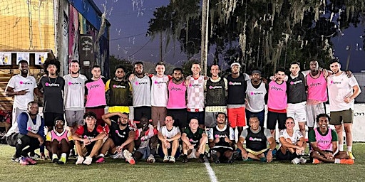 RSVP through SweatPals: Tampa Pickup Soccer | $10.00/person  primärbild