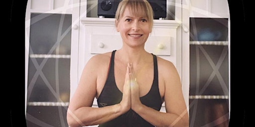Yoga Flow with Maren Robinson  primärbild