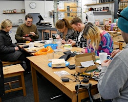 Image principale de Jewellery Making Workshop with Soaring Supersaurus