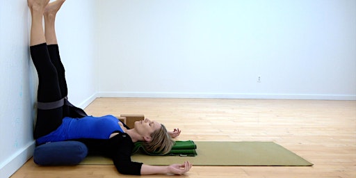 Hauptbild für Postpartum Yoga Self-Care Practice