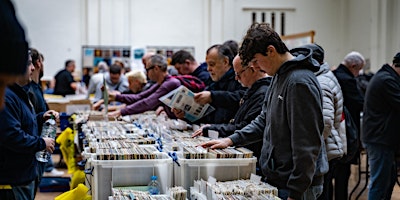 Imagem principal do evento UK's Big Record fairs come to Birmingham - Fast Track ticket