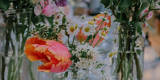 Immagine principale di Summer Solstice Flower Crown Workshop 