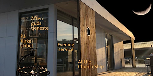 Image principale de Evening Service at the Church Ship