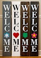 Image principale de Welcome Door Sign with Interchangeable Seasonal Decor Add-On