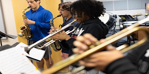 Hauptbild für 3M Camp: Music Majors in the Making